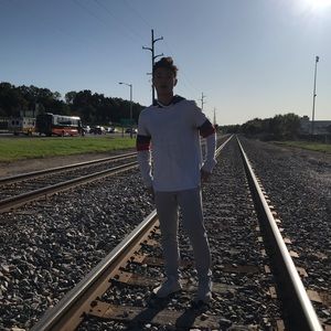 Meet your Posher, Logan